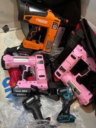 通用Makita牧田18v電池純電石屎釘槍粉色淨機跟一千釘2200蚊。跟原裝牧田2.0薄電加350