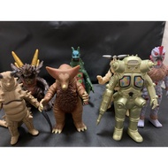 Bandai Ultraman Kaiju Spark Doll Sofubi 5 inch