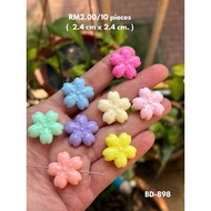 RM2.00/10 pieces - BD-333 - Manik - Bead - Bunga - 2.4 cm x 2.4 cm