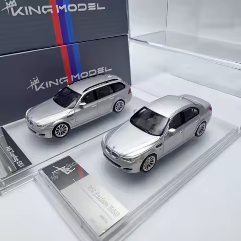 King Model 1:64 M5 E60 E61 Saloon Touring Alloy Car Model