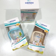 Attoon Safari GIGGLES Wide Neck Milk Bottle There Is A Handle Size 8 Ounces.