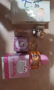 Hello kitty香水擺設