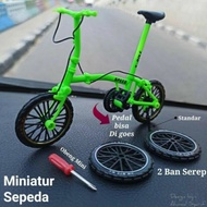 MINIATURE FOLDING BIKE TOY