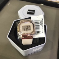 GM-S5600 Metal-Covered Bezel