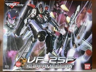 Bandai Macross Frontier VF-25F Super Messiah Valkyrie Alto Custom