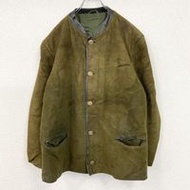 古著皮質蒂羅爾夾克，毛式領，貼邊口袋。復古綠、橄欖綠和卡其色。