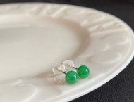 翡翠辣綠花青珠耳環 難得色彩奪目小圓珠鑲18K耳針 配18K片膠耳托