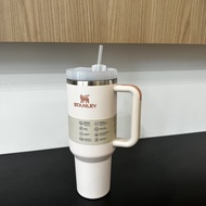 STANLEY Adventure Quencher 2.0 Tumbler 40 Ozเก็บความเย็นความจุมากถ้วยแก้วน้ำกันรั่วสำหรับกาแฟเย็นชาช