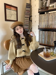 เสื้อสเวตเตอร์ปมผีเสื้อ FF BLUE สําหรับผู้หญิงในสไตล์สวมหัวสีแดงพร้อมเอฟเฟกต์กระชับสัดส่วน Ruffles แ