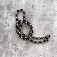 Yoggle Change 手機背帶 (單繩) The Chaplin 黑金色