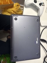 ASUS vivobook s14