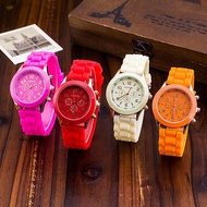 A large number of spot supply Geneva silicone watch 15 colors complete silicone watch jam tangan per
