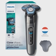 new Philips Norelco Razor Shaver  7000 series S7887  steel precision blades motion control sensor Fr