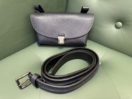 Louis Vuitton 腰包及皮帶
