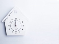 日本 yamato japan 手作木製童話房子樣式壁掛時鐘 三種顏色可選