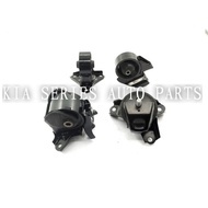 TUCSON 05-07(2WD)~SPORTAGE 05-07 (2WD) MOUNTING ENGINE SETS~21830-2E100K~21810-2E000K~21910-2E100K~2