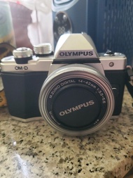 Olympus OM-D Mark II 數碼相機連鏡頭