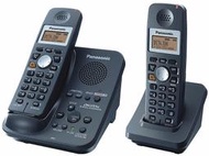 最好用 國際牌數位2.4G無線電話KX-TG3032B 母機+2子機,答錄,鬧鐘,免持聽筒對講,內線對講