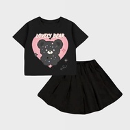 Set Váy Xếp Ly Hình Gấu Đen Trái Tim Lovely Bear Dễ Thương Chất Vải Thun Cotton Dành Cho Các Bé Yêu
