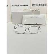 แว่นตาเลนส์ใส Aba 02 |   โครงโลหะสีเงิน |   รูปทรงสี่เหลี่ยม |   แว่นตาแบบยูนิเซ็กซ์ |   แว่นกันแดดแ