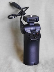 SONY Shooting Grip VCT-SGR1 กริ๊ปถ่ายภาพ for Sony Cyber-shot™ cameras ZV-1 RX100 Mark1-Mark7 HX50 60