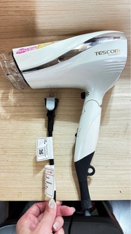 【TESCOM】防靜電負離子大風量渦流吹風機 TID2200TW(-珍珠白)