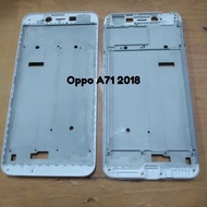 Oppo A71 2018 lcd stand center bone frame
