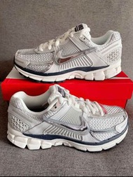 Nike Air Zoom Vomero 5 Photon Dust