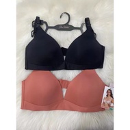 Signature Maternity Nursing Bra Wireless 34C