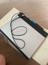 Wacom Intuos Pen & Touch CTH-480 繪圖板 二手