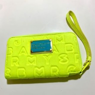 小馬克 螢光黃小皮夾 MARC BY MARC JACOBS