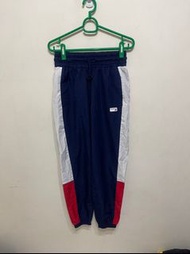 「 二手衣 」 New Balance 男版防風長褲 M號（藍）47