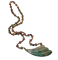 เรนโบว์โมราและสร้อยคอหินยาว Long stone necklace in Beautiful Strawberry agate and rainbow agate cent