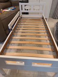 IKEA 白色兒童床架