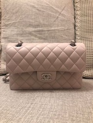 Chanel classic flap small