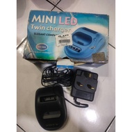 Twin Charger Conditioner  with AC DC 9 V 800mA Wall Charger