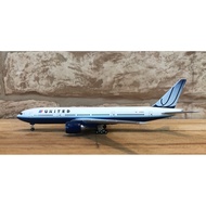 Herpa 1: 500 United Airlines UA United Airlines Boeing 777-20