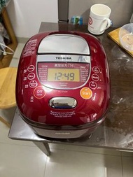 TOSHIBA東芝IH真空壓力電飯煲 RC-DT10W(1.0L)