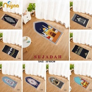 Sejadah Muka Gebu 30 x 65 cm Anti Slip Sejadah Mini Sesuai Untuk Doorgift dan Travel