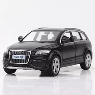 Audi Q7 model car 13,5x5,3x4,5cm