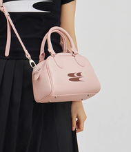 🔥พร้อมส่ง🔥 กระเป๋า Medium Boston Bag จากแบรนด์ CryingCenter สีดำ ของแท้ 💯