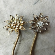 Vintage Display 2 Vintage Brass Hairpins