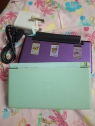 NDS Lite+R4卡共24 games 遊戲包括 cooking Mama 1,2,3 /Mario kart DS / Zoo keeper/ hello kitty no panda/  ne