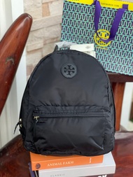 กระเป๋าเป้ กระเป๋าสะพายของแท้ TORY BURCH Ella Nylon Backpack เป็นหนึ่งในแบรนด์ของกระเป๋าเป้ที่ได้รับความนิยมเป็นอย่างมาก