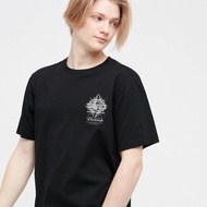 Uniqlo t-shirt