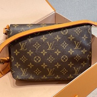 LV經典老花王菲單肩包