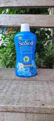 Sosoft deterjen cair 700ml//Sosoft botol 700ml