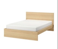 Bed Frame 99% new bed frame 床架 Queen size 