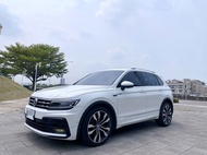 2019 VW TIGUAN 頂規380 R-Line 4Motion 220匹大馬力 全景天窗 全邏輯數位儀表