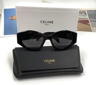 New Celine แว่นตากันแดด รุ่น CL40238U P01A  ( Black ) ของแท้จากบริษัทตัวแทนจำหน่าย Celine ประเทศไทย